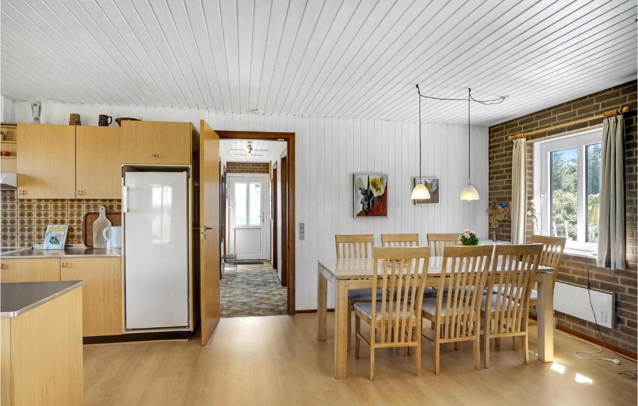 Cozy Home In Thisted With Wifi Клитмеллер Экстерьер фото